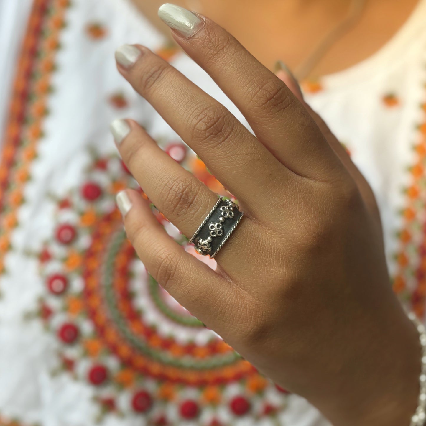Silver Flower Band Ring