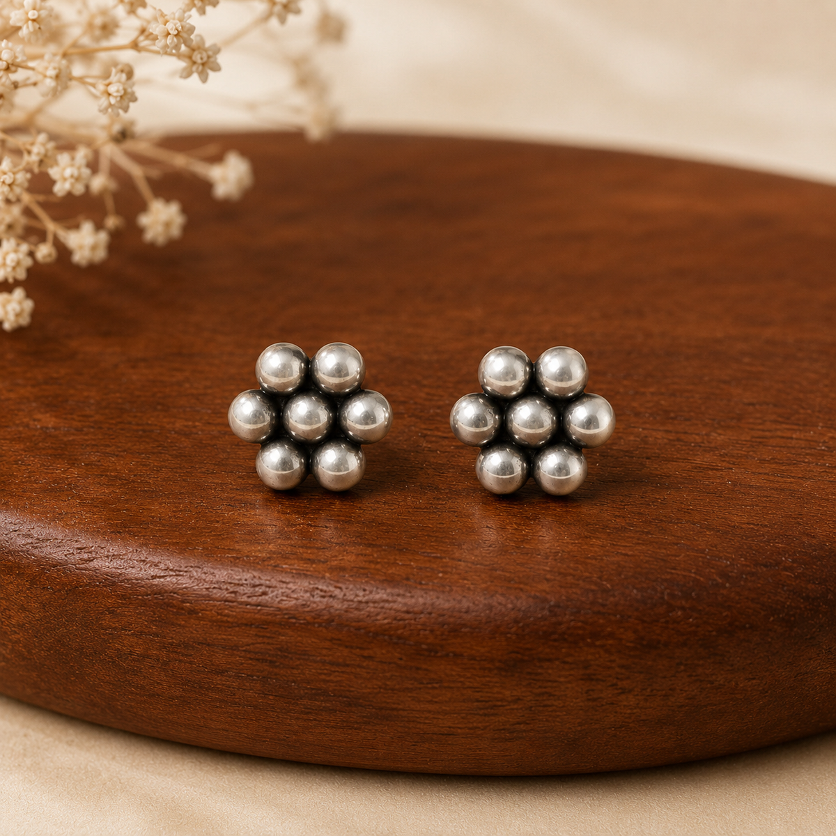 Traditional Silver Kudi Flower Stud Earrings