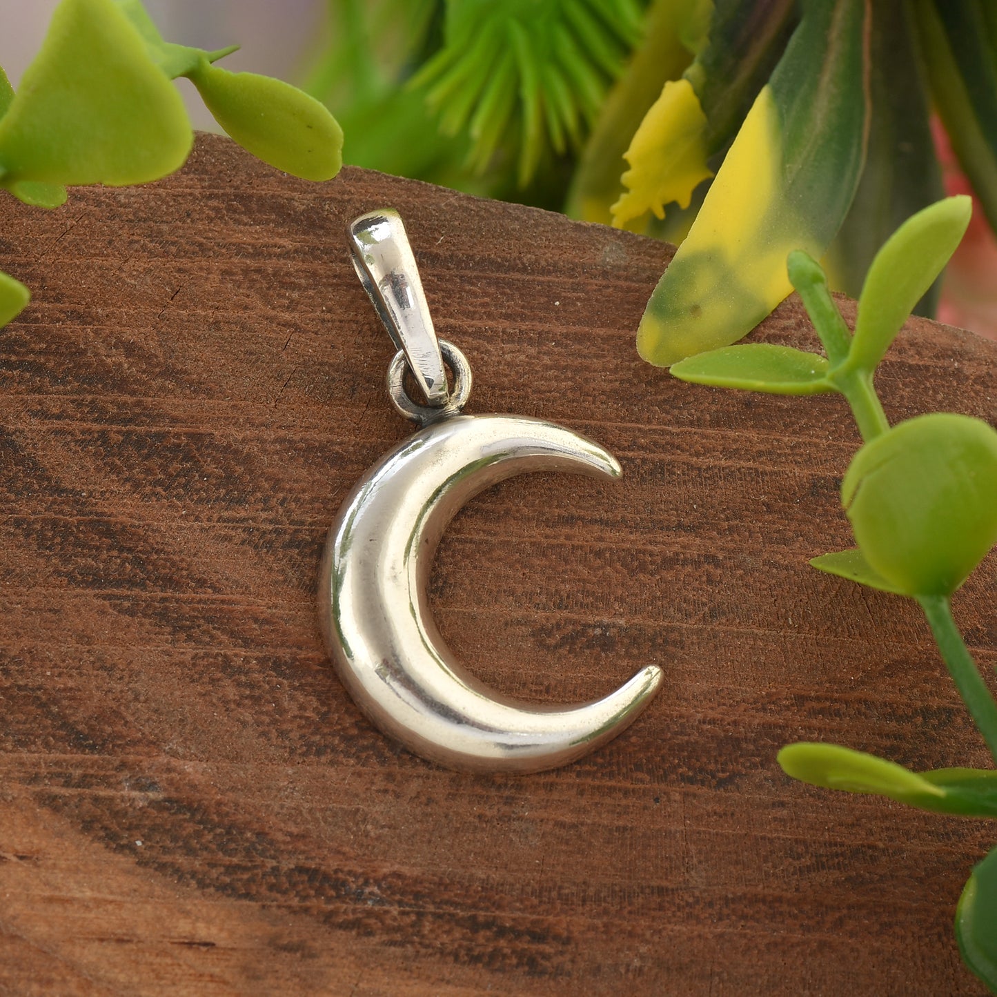 Silver moon pendant( Without chain)