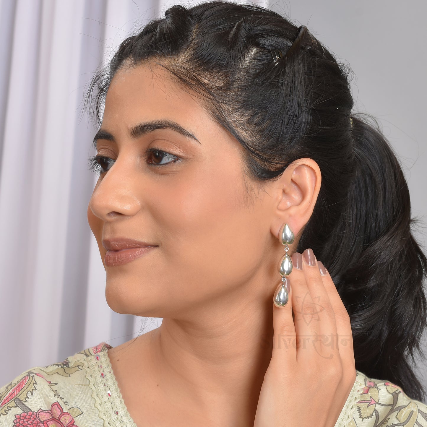 Silver Shell Droplet Earrings