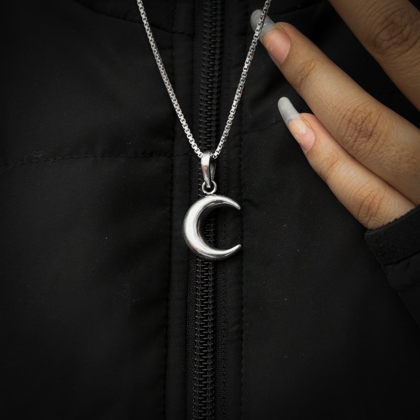 Silver moon pendant( Without chain)