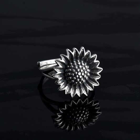 Silver sun flower ring