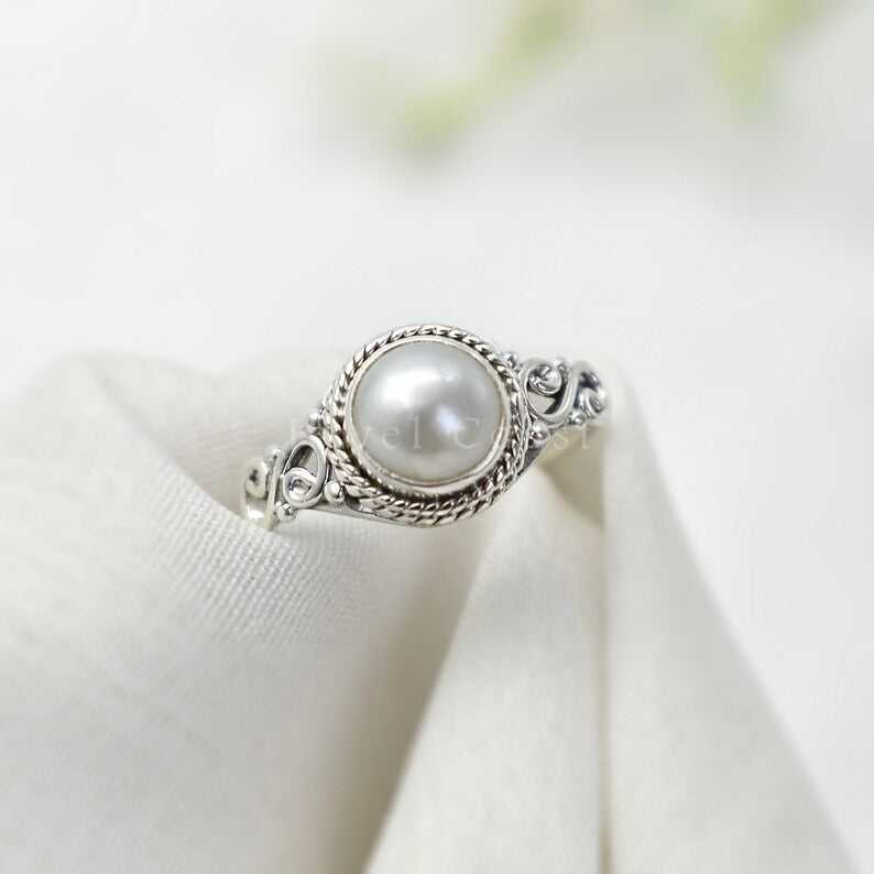 Silver Pearl Spiral Ring