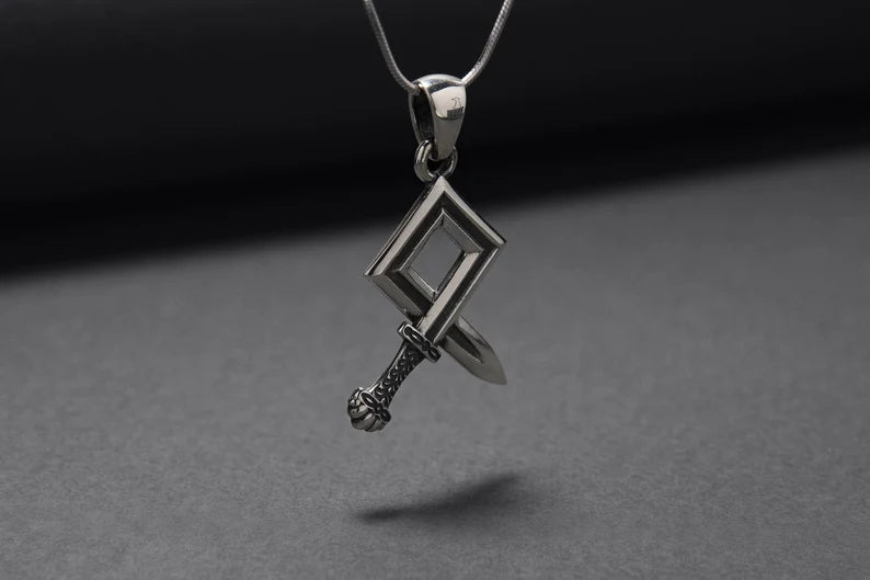 Silver sword pendant( Without chain)