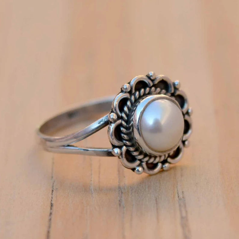 Silver Pearl Flower Ring