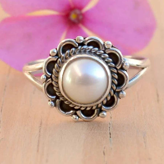 Silver Pearl Flower Ring