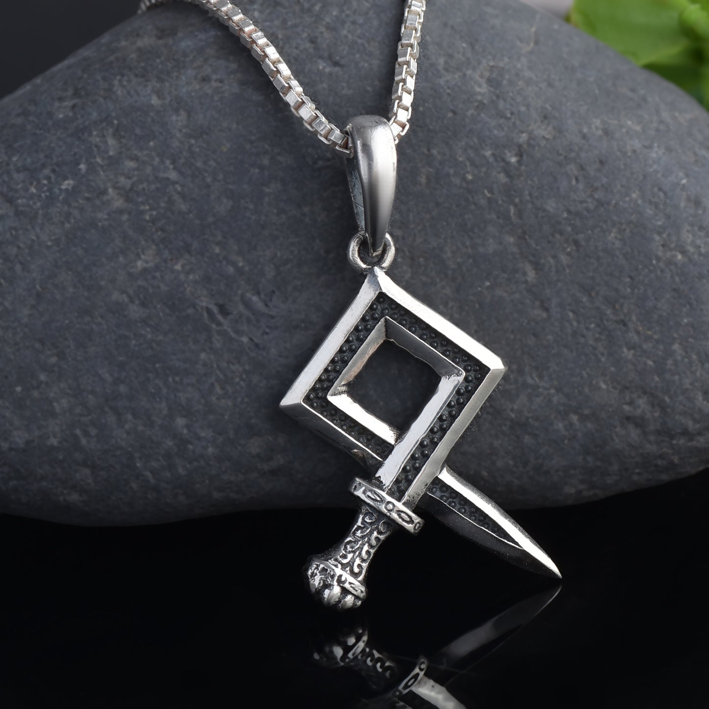 Silver sword pendant( Without chain)