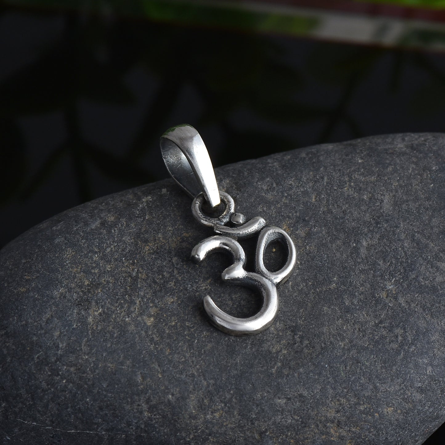 Silver Om Pendant
