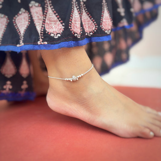 Silver Antique Ball Anklet