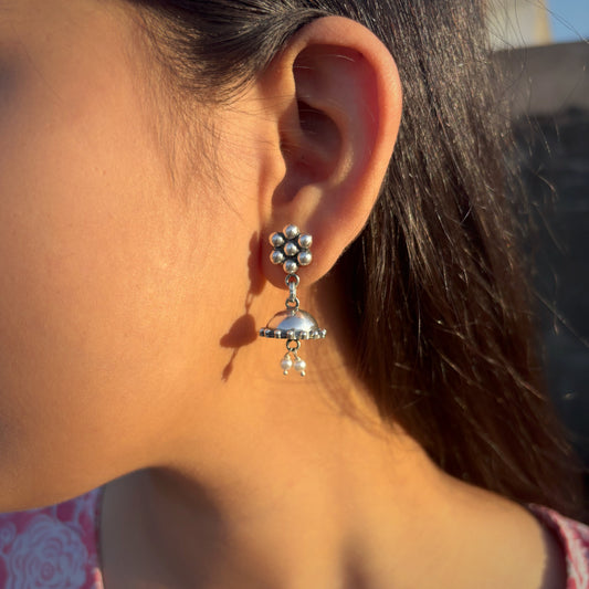 Simple flower Jhumka earrings