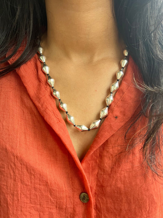 Silver Single Layered Dholki Necklace