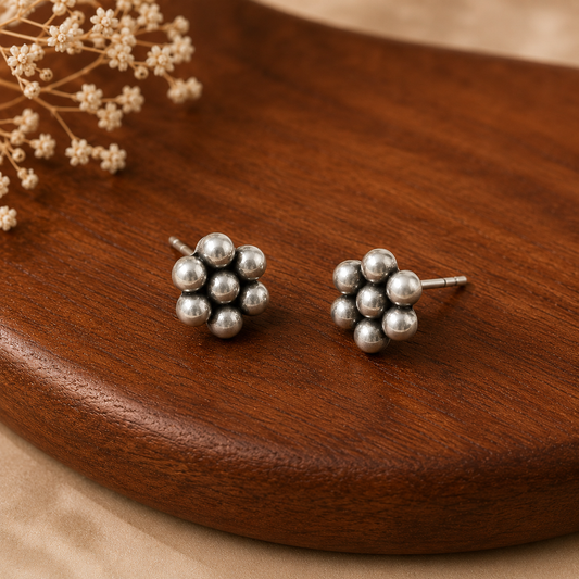 Traditional Silver Kudi Flower Stud Earrings
