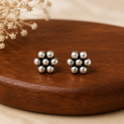 Traditional Silver Kudi Flower Stud Earrings