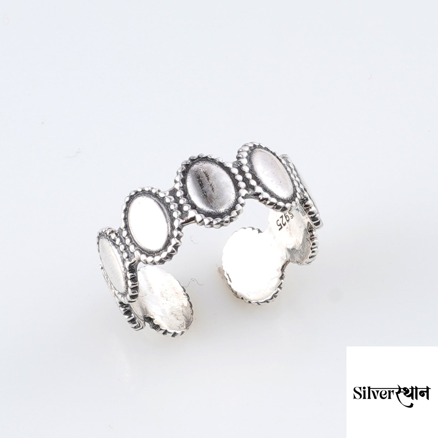 Silver Oval Charm Band Ring