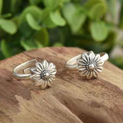 Silver Sun Flower Toe-rings