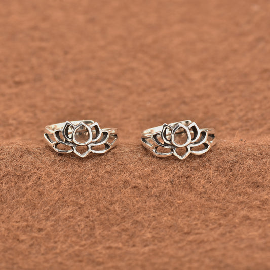 Silver Lotus Toe-Rings( Pair)