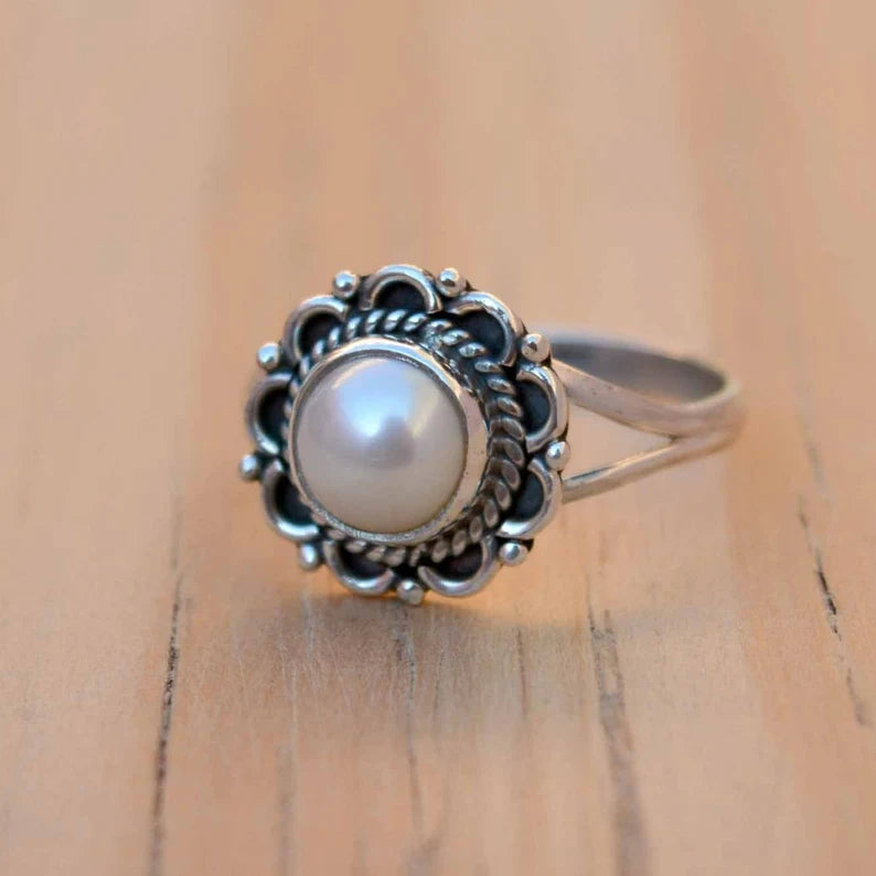 Silver Pearl Flower Ring