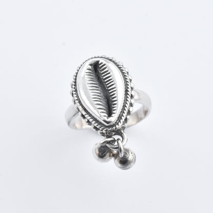 Antique silver cowrie ring